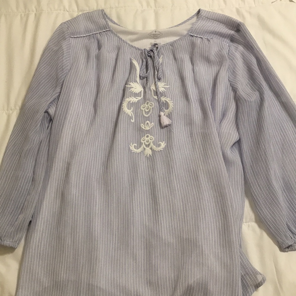 Cute blouse